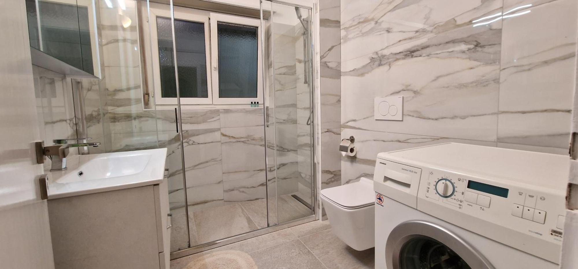 Lugano Lakeview Apartment Private Parking & Self Check-In Dış mekan fotoğraf
